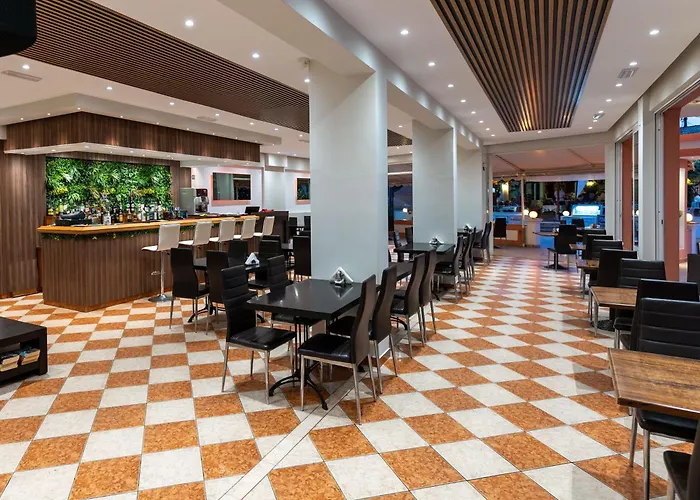 Angelina Hotel & Apartments
